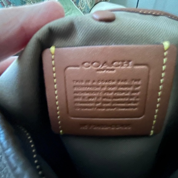 COACH SOFT PEBBLE LEATHER CARY SHOULDER BAG W/CONVERTIBLE STRAPS - Picture 8 of 11